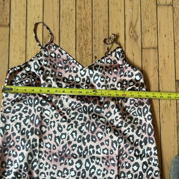 G I L I 🤎🖤🤍 maxi slip dress - Picture 3 of 8